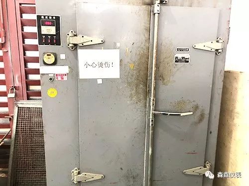 充油壓力表為什么會(huì)漏油