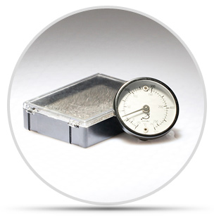 測量固體表面溫度用哪種溫度計？